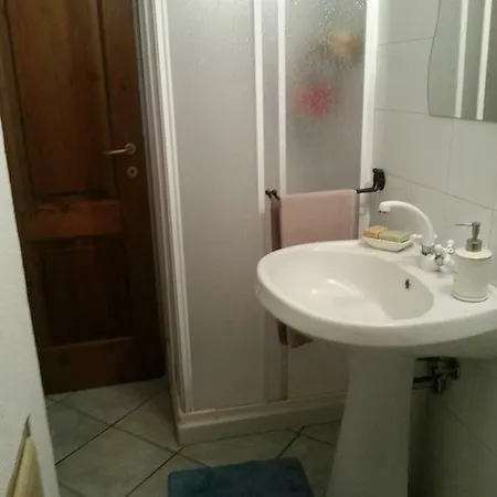 La Casa Di Mino Semesterbostad La Spezia
